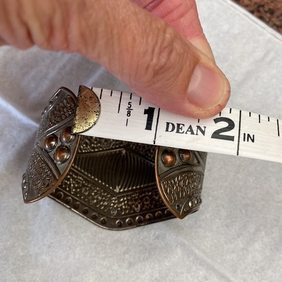 Brass Tone Metal Cuff Bracelet Womens Grape Vine Design festival gothic gypsy - Picture 4 of 7